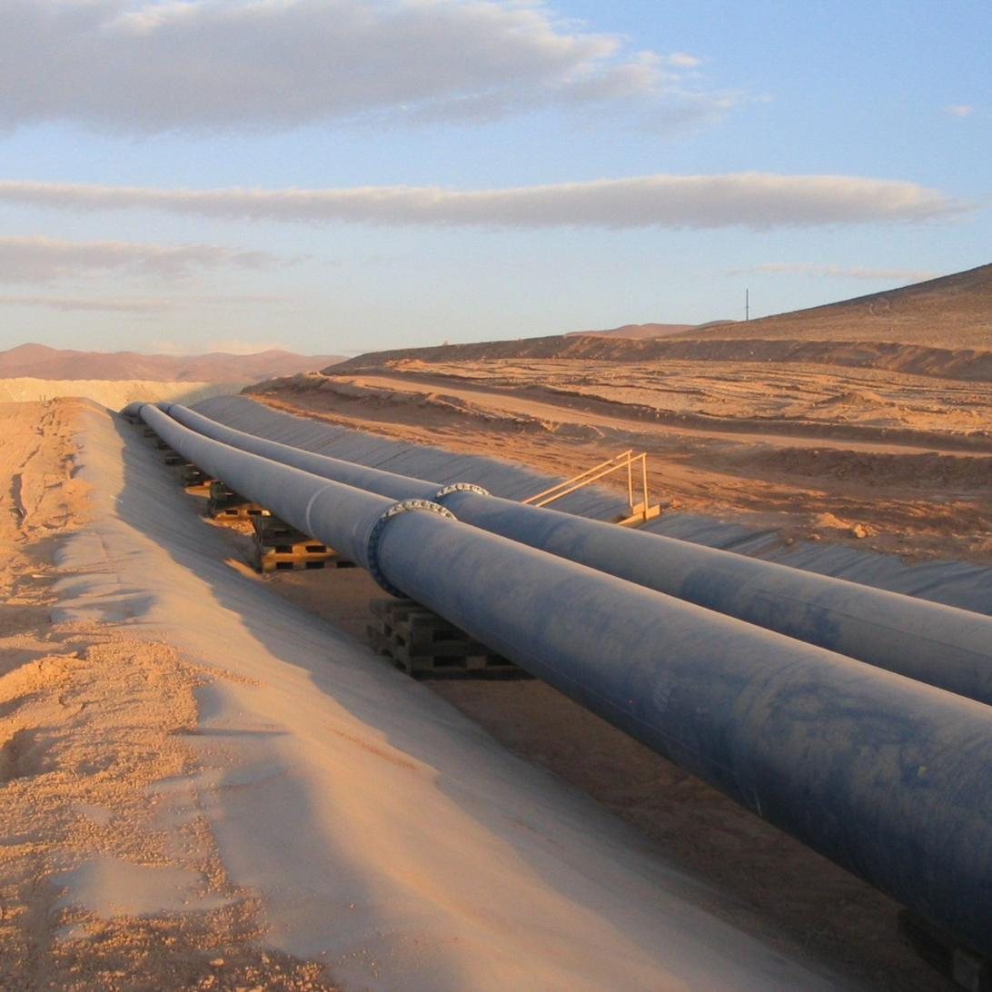 Tuberías de conducción sobre terreno